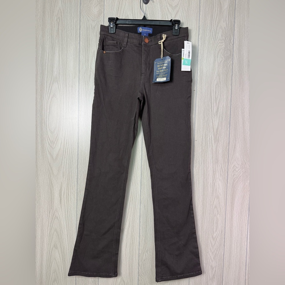 Stitch Fix Democracy Woman’s “Ab” Solution Itty Bitty Boot Jeans in Dark Brown